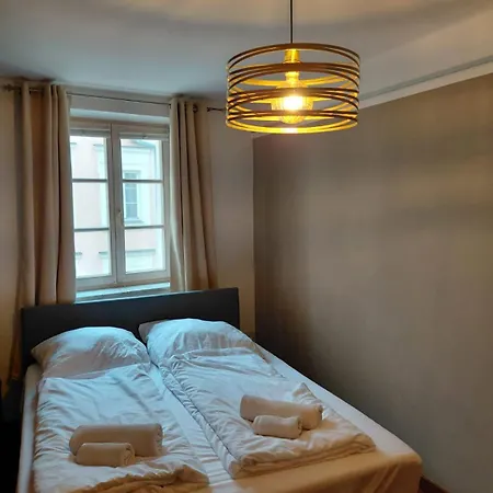 Dorey P8 - Cozy Am Fluss * Pasawa